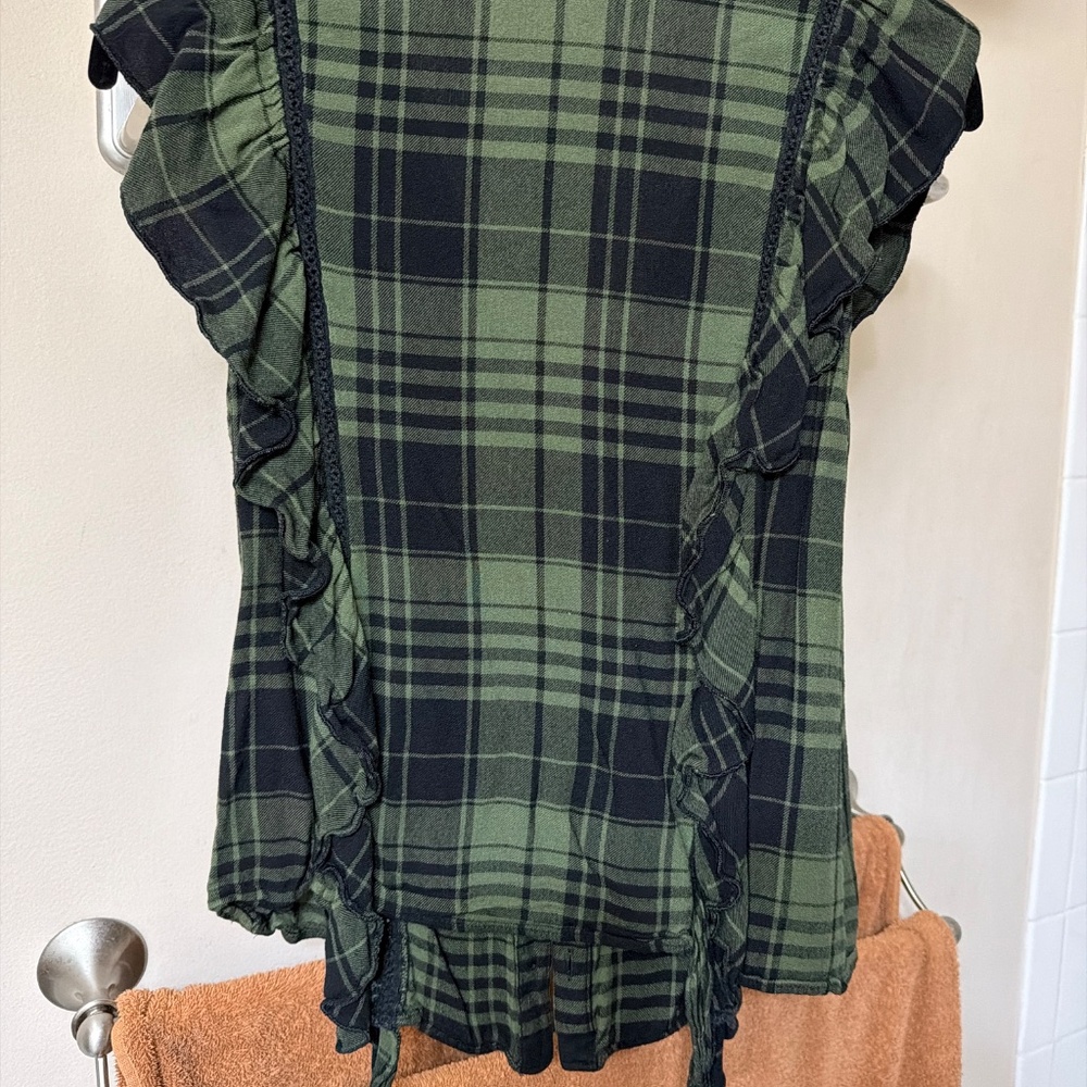 Top - Picture 2 of 3